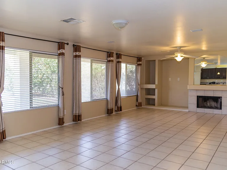 720 W Hancock Ave — Photo 7