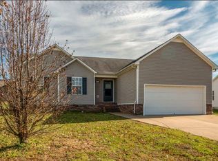 1959 Farmington Ct, Columbia, TN 38401