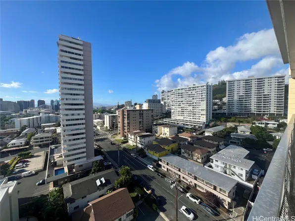 1420 Victoria St APT 1603, Honolulu, HI 96822