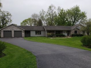 41W527 Russell Rd, Elgin, IL 60124