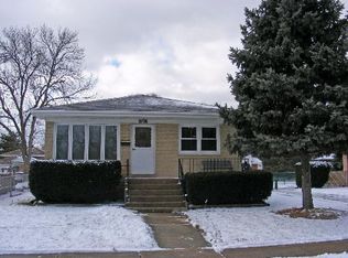 9736 Massasoit Ave, Oak Lawn, IL 60453