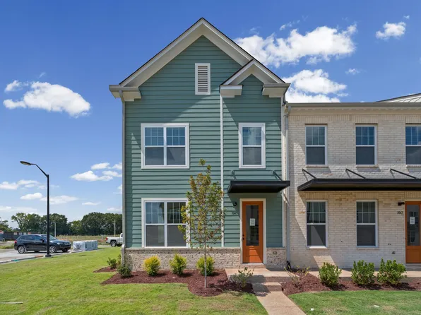 3045 Portage Dr, Bartlett, TN 38135