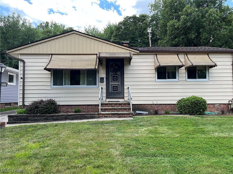 14924 Florence Dr, Maple Heights, OH 44137 MLS 4476523 Zillow