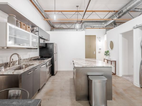 111 N Main St UNIT 208