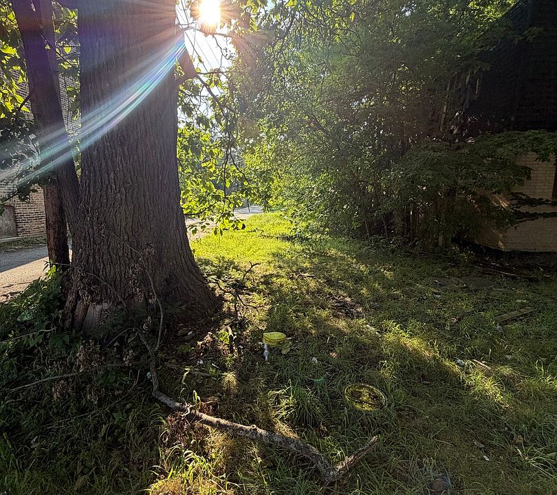 1st image of 6644 S May St