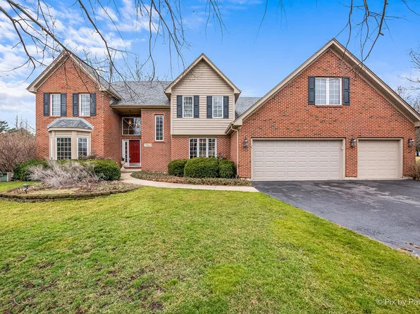 7N620 Falcons Trl, St Charles, IL 60175