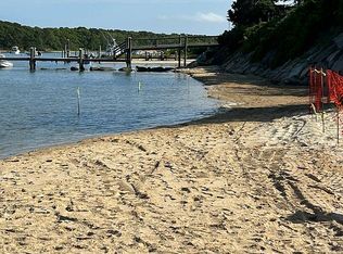 196 Edgewater Dr W, East Falmouth, MA 02536