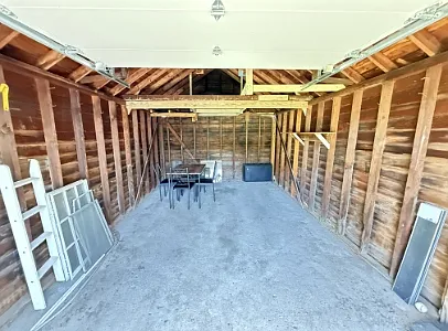 740 N University Blvd #2 — Photo 13