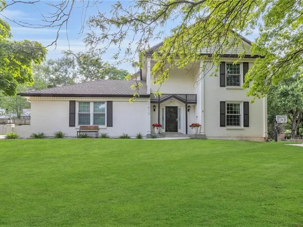 11912 Ensley Ln, Leawood, KS 66209