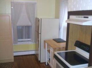 16 Maple St, Lisbon, ME 04252