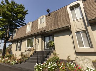 Village East, Franklin, OH 45005