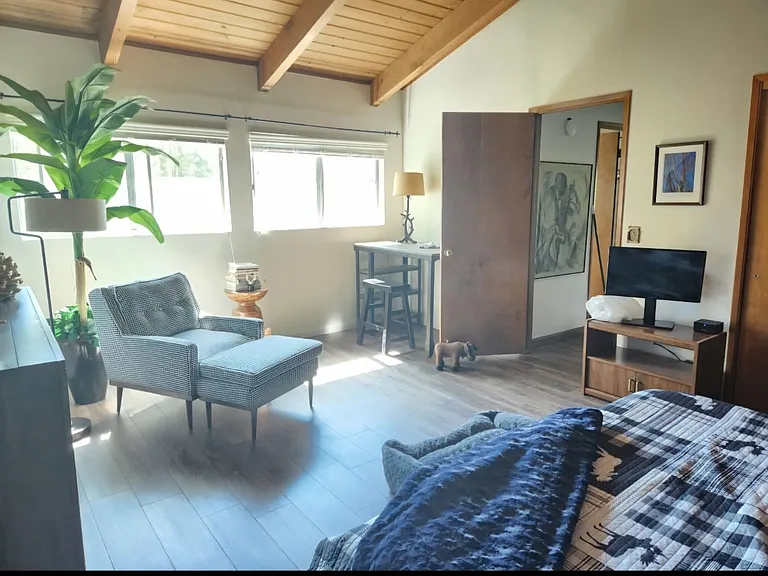 676 Grass Valley Rd — Photo 10