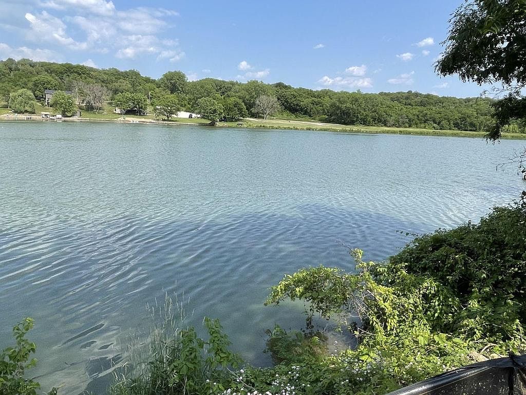 8364 Lakeshore Dr, Dexter, IA 50070 MLS 675330 Zillow