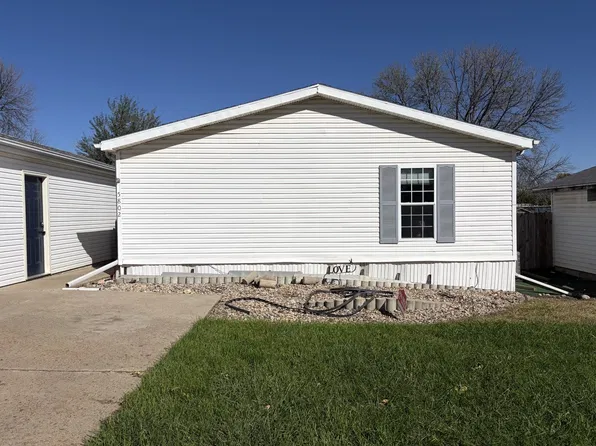 5802 W Owl Pl, Sioux Falls, SD 57107