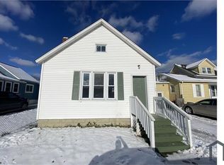 1109 Wells St, Port Huron, MI 48060