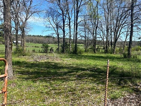 4th image of 458 Mahaffey Ln
