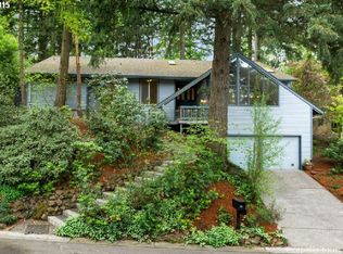 147 Del Prado St, Lake Oswego, OR 97035