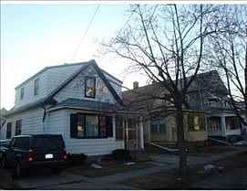 1st image of 76 Eckhert St