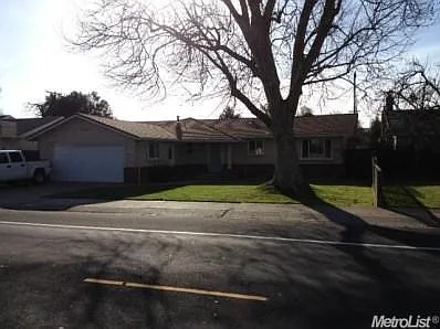 1221 S Crescent Ave photo 1