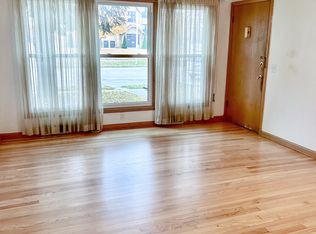 4354 N 76th St APT 1, Milwaukee, WI 53222