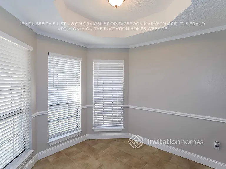 203 Bowie St — Photo 6
