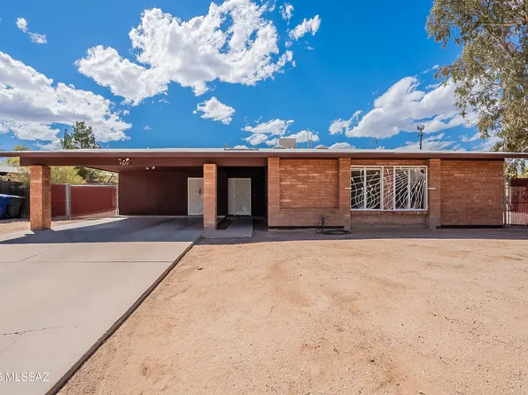 9677 E Quail Pl, Tucson, AZ 85748
