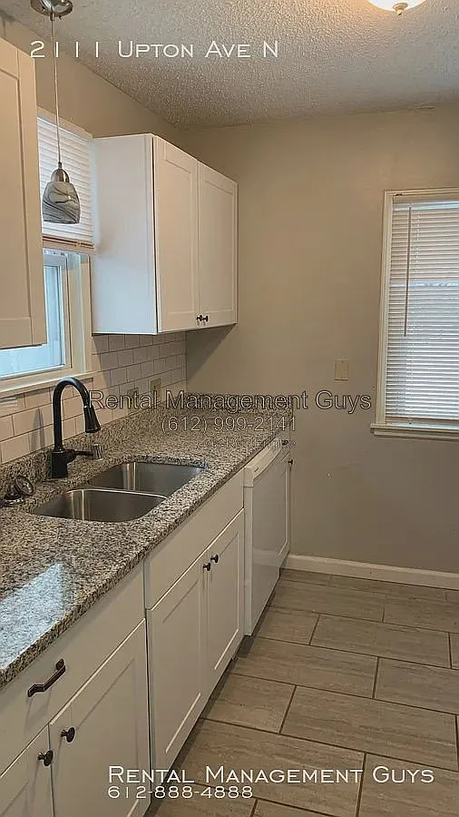 2 bed, 1.0 bath, $1,600 — Photo 4