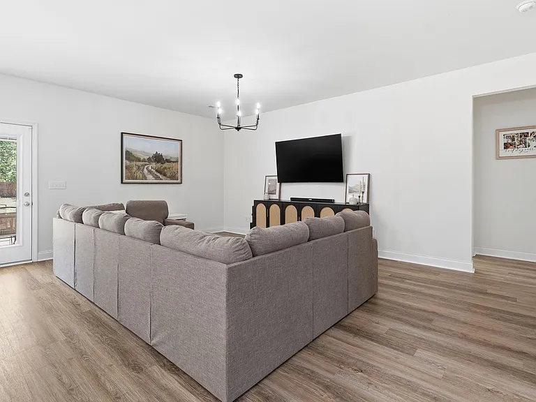 175 Lonesome Glory Dr — Photo 12