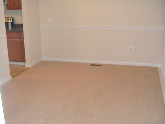 4th image of 4506 Blue Jay Ct