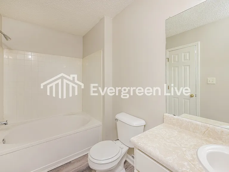6380 Ariaal Dr — Photo 9