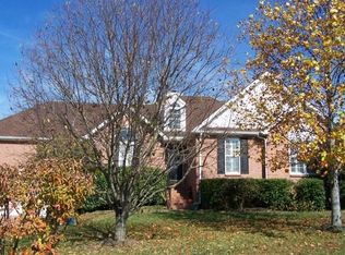 2934 Mercer Ln, Thompsons Station, TN 37179