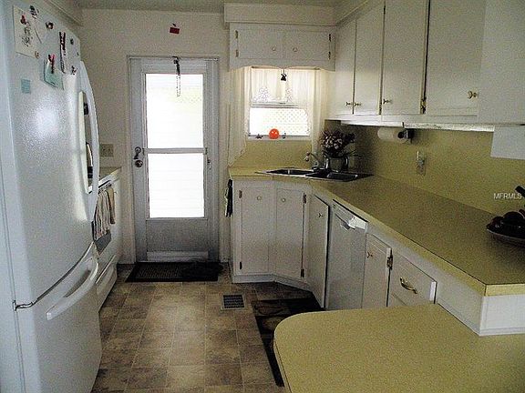 2nd image of 50 Sabal Palm Dr #50