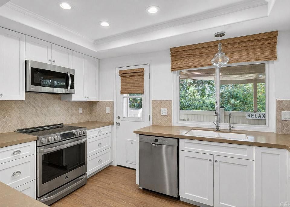 1st image of 6050 Henderson Dr Unit 33