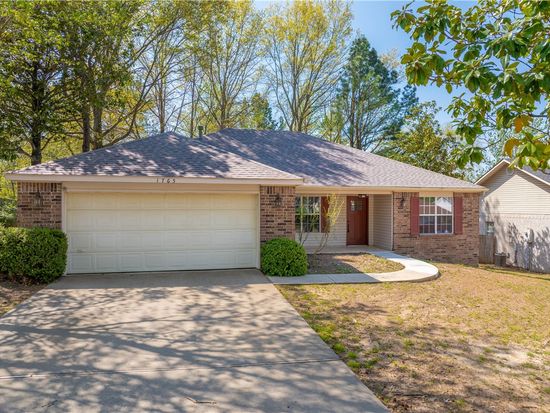 1765 Oxford Pl, Springdale, AR 72764