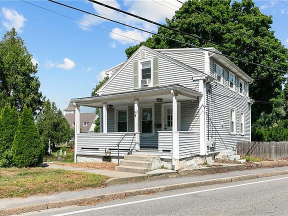 2nd image of 20 New London Ave