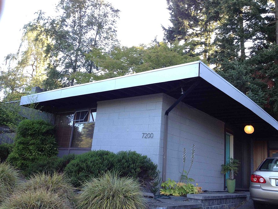 1st image of 7200 29th Ave NE