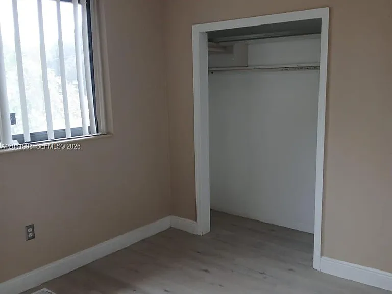 1400 NE 148th St #2 — Photo 16