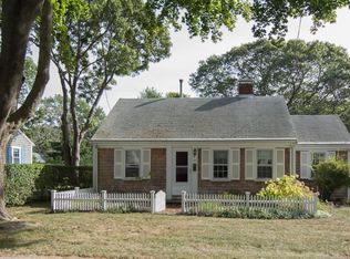 33 Maple St, East Falmouth, MA 02536