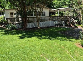 9 Smokey Cove Rd, Canton, NC 28716