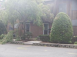 253 West St APT T, Plantsville, CT 06479