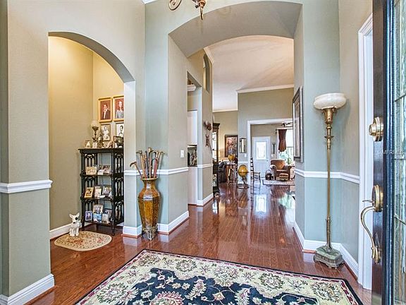 3rd image of 8034 Pine Hollow Dr