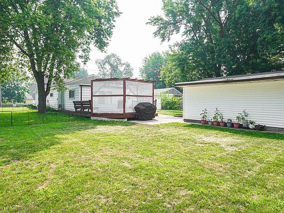 5th image of 1723 Bainbridge STREET