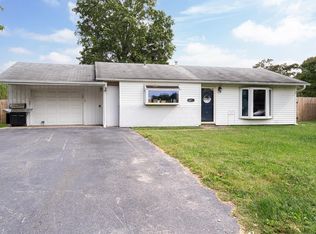 621 Hillside Dr, Bethalto, IL