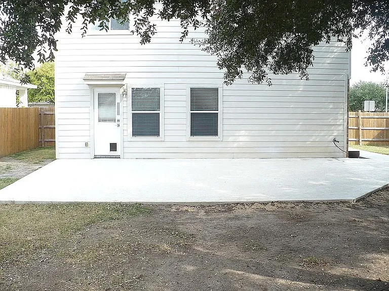 1200 Kenneys Way — Photo 27