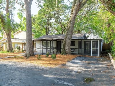 709 1st Ave NE, Largo, FL, 33770