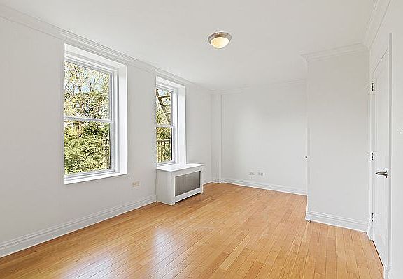 4th image of 1274 5th Ave APT 504