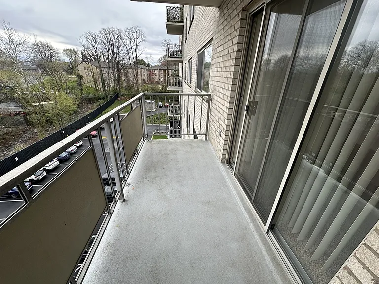 Claridge House — Photo 199