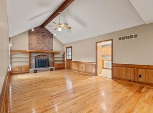 3607 NE Stanton St, Lees Summit, MO 64064