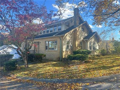 16 Shaw Ave, Johnston, RI, 02919
