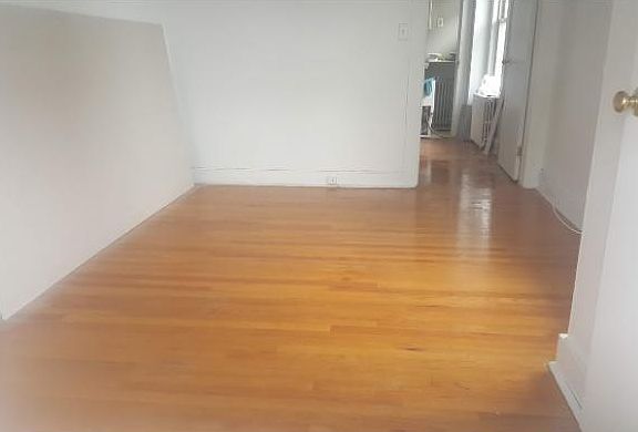 3rd image of 12 Drew Ave #2